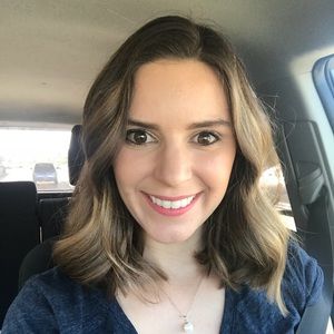 Meet your Posher, Leslie